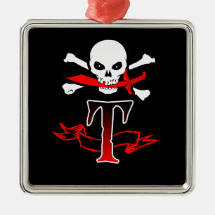 Adorno Metálico Jolly Roger T Monograma Inicial