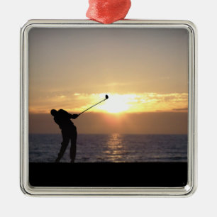 Adorno Metálico Jugar al golf al atardecer