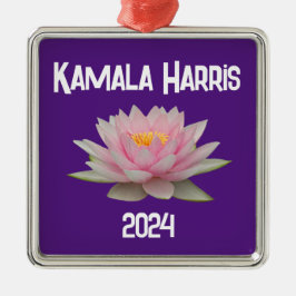 Adorno Metálico Kamala Harris Lotus 2024