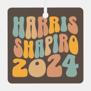 Adorno Metálico Kamala Harris Shapiro Texto Ondulado Retro Moderno