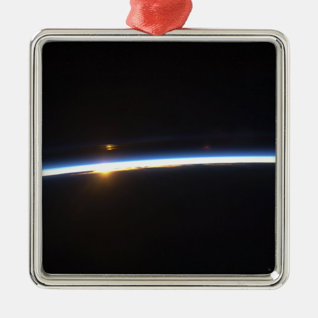 Adorno Metálico La delgada línea de la atmósfera terrestre (Frente)