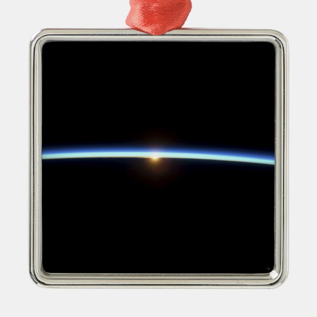 Adorno Metálico La delgada línea de la atmósfera terrestre 2 (Frente)