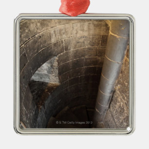 Adorno Metálico La escalera espiral que lleva al top de