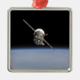 Adorno Metálico La nave espacial de Soyuz TMA-11 sobre el horiz de