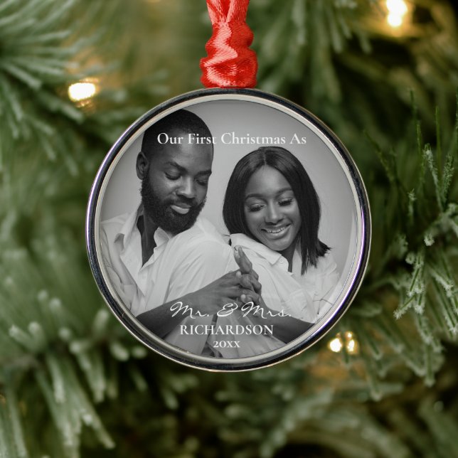 Adorno Metálico La primera Navidad afroamericana como Sr. y Sra. F (Árbol)