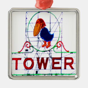 Adorno Metálico La torre de Jayhawk