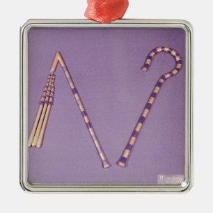 Adorno Metálico Ladrón y mayal, de la tumba de Tutankhamun