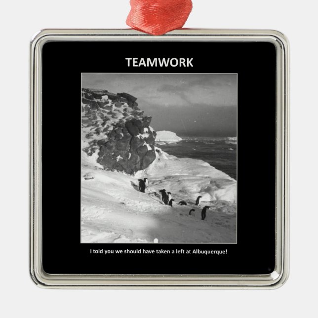 Adorno Metálico le dije que debíamos tomar una izquierda (Frente)