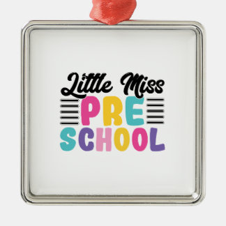 Adorno Metálico Little Miss Pre School