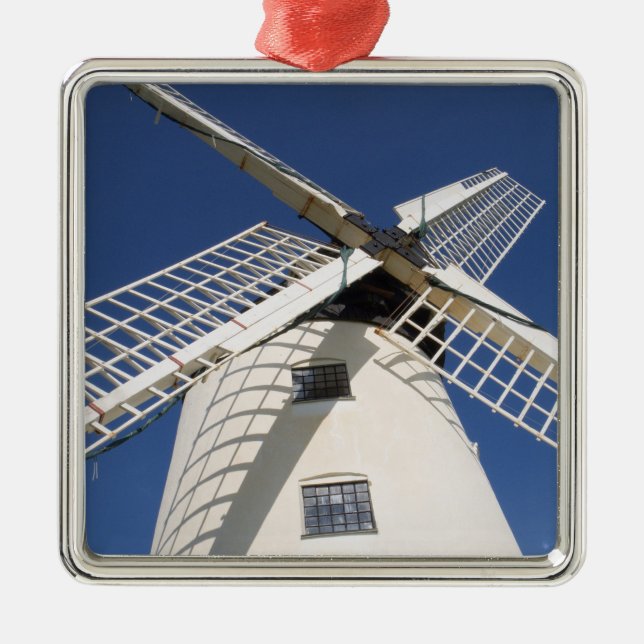 Adorno Metálico Llynnon Mill, Llandeusant, Anglesey, Gales (RF) (Frente)