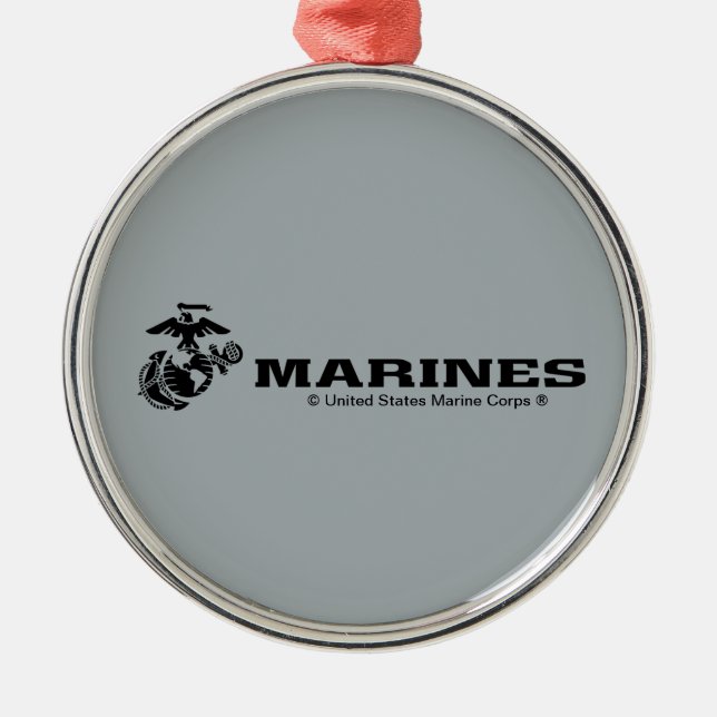 Adorno Metálico Logotipo USMC Logotipo negro apilado (Frente)