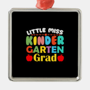 Adorno Metálico Maestra Pequeña Señorita Kinder Garten Grad