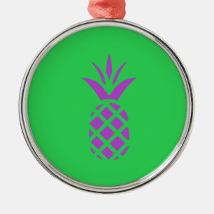 Adorno Metálico manzana de pino púrpura en verde.