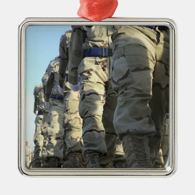 Adorno Metálico Marcha de los reclutas de la fuerza aérea iraquí (Frente)