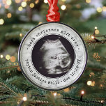 Adorno Metálico Mejor Regalo de Ultrasonido Foto Bebé Faux Marble<br><div class="desc">Celebra el precioso regalo que tu nuevo miembro de la familia tiene un elegante adorno metalizado de una ronda de fotos. El diseño neutro de género es adecuado para un niño o chica de recién nacido. La redacción y la imagen de esta plantilla son fáciles de personalizar. (CONSEJOS DE DISEÑO...</div>