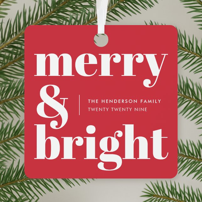 Adorno Metálico Merry y Bright | Navidades modernos de rojo brilla (Merry and Bright metal ornament by Guava, featuring bold red typography and modern festive design)