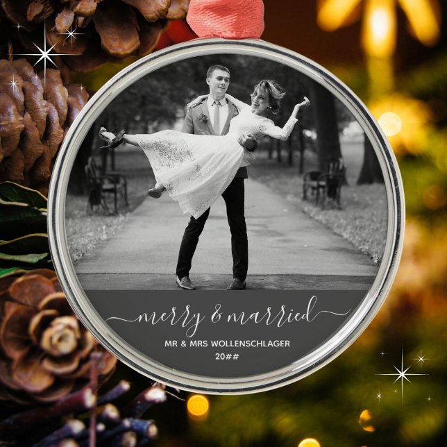 Adorno Metálico Merry y casados, sin tiempo y recién casados mínim (Available in assorted ornaments. )