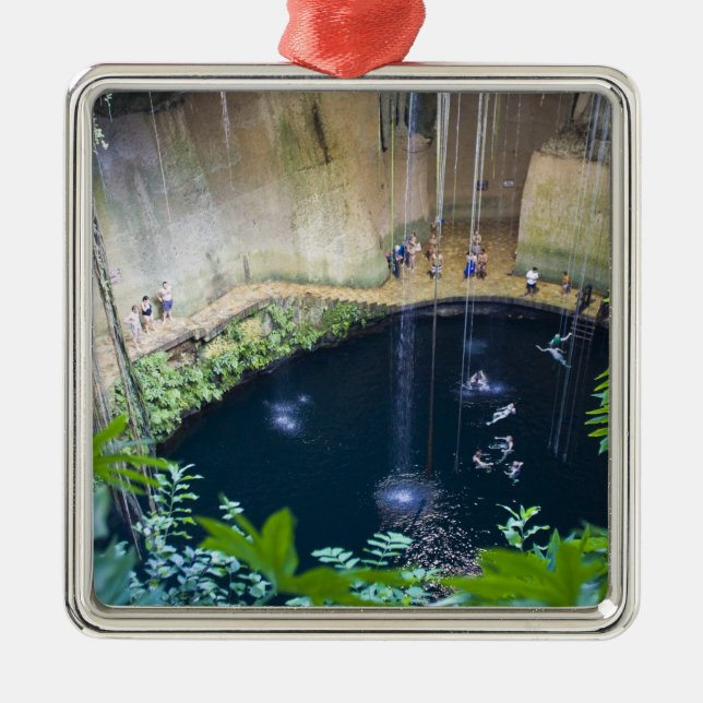 Adorno Metálico México, Quintana Roo, cerca de Chichen Itza, (Frente)