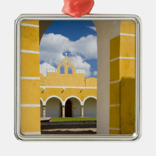 Adorno Metálico México, Yucatán, Izamal. El Convento Franciscano 2