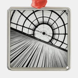 Adorno Metálico Milán Italia, exhibición en la Galería