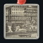 Adorno Metálico Monmouth House, Spring Lake Beach, Nueva Jersey<br><div class="desc">Monmouth House,  Spring Lake Beach,  Nueva Jersey. Por el Rosa,  Theodore F.; Woolman,  H. C. (187). Publicado por ''Phila: Hombre de la mujer y Rosa".</div>