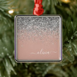 Adorno Metálico Monograma del Purpurina plateado rosa de la rosa r<br><div class="desc">Oro Rosa - Nombre del Monograma Rubor Rosado y Plateado Purpurina y Ornamento de Navidad Inicial. Esto hace que el dulce perfecto cumpleaños 16,  boda,  ducha de novia,  aniversario,  ducha de bebé o fiesta de soltera sea regalo para alguien que ama el lujo glam y los estilos de moda.</div>