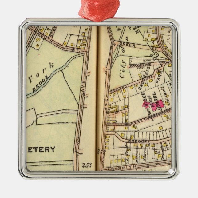 Adorno Metálico Mt. Kisco, Nueva York (Frente)