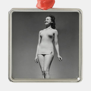 Adorno Metálico Mujer en traje de baño