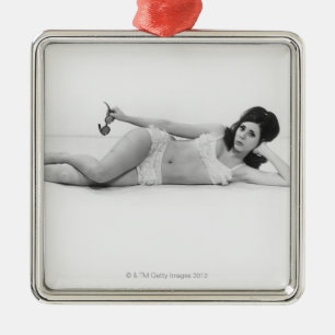 Adorno Metálico Mujer en traje de baño