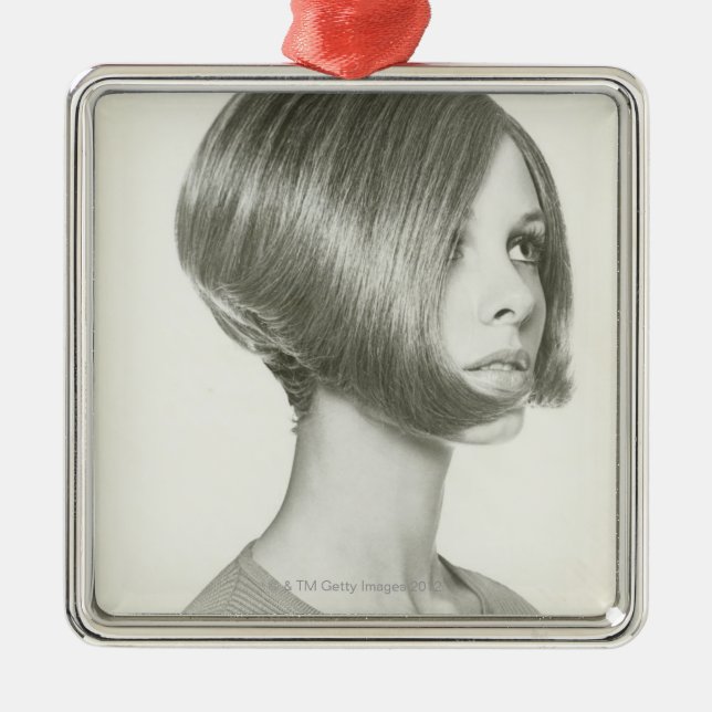 Adorno Metálico Mujer joven 2 (Frente)