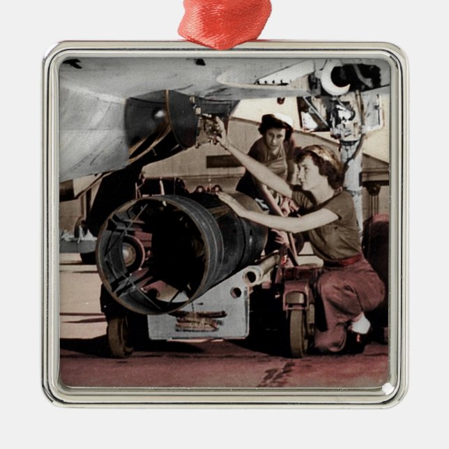 Adorno Metálico Mujeres de la Segunda Guerra Mundial trabajando en (Frente)