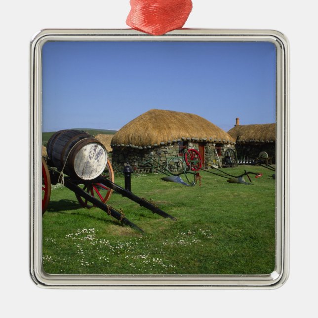 Adorno Metálico Museo Skye, Kilmuir, Isla de Skye, Tierras Altas, (Frente)