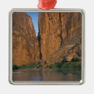 Adorno Metálico NA, EE. UU., Texas, Parque Nacional Big Bend. Río