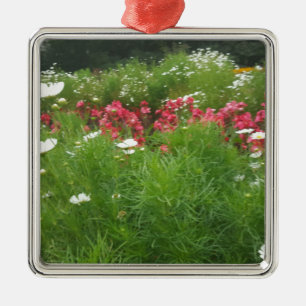 Adorno Metálico Naturaleza Floral Grasa rosa y Flores Blancas