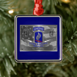 Adorno Metálico Navidad de la Brigada Aerotransportada 173