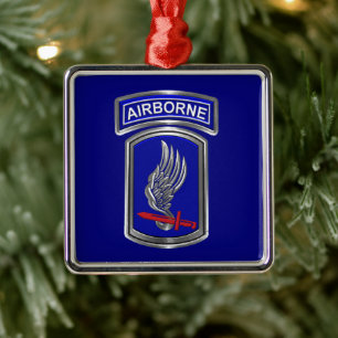 Adorno Metálico Navidad de la Brigada Aerotransportada 173