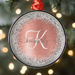 Adorno Metálico Nombre del monograma del Purpurina Metalizado cepi<br><div class="desc">Personaliza fácilmente este diseño de Navidad de moda de moda en el diseño de adornos de vacaciones con purpurina brillante de bonito plateado sobre un fondo metálico rosa de color dorado.</div>