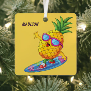 Adorno Metálico Nombre personalizado Surfing Pineapple