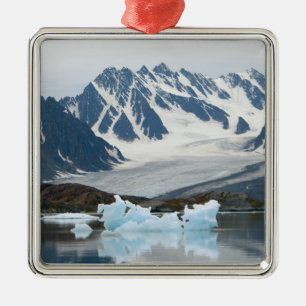Adorno Metálico Noruega, glaciar en retroceso e iceberg