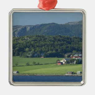 Adorno Metálico Noruega, Trondheimsforden, Trondheim. Típico