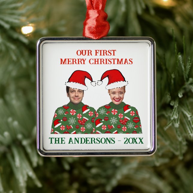 Adorno Metálico Nuestra primera foto graciosa de Navidad suéter fe (Árbol)