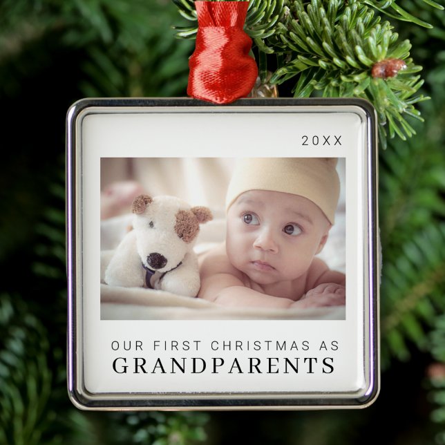 Adorno Metálico Nuestra primera Navidad como abuelos modernos (Subido por el creador)