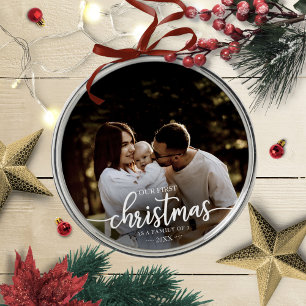 Adorno Metálico Nuestra primera Navidad como familia de 3 Foto ele