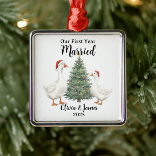 Adorno Metálico Nuestra Primera Navidad de Casados Pato Personaliz