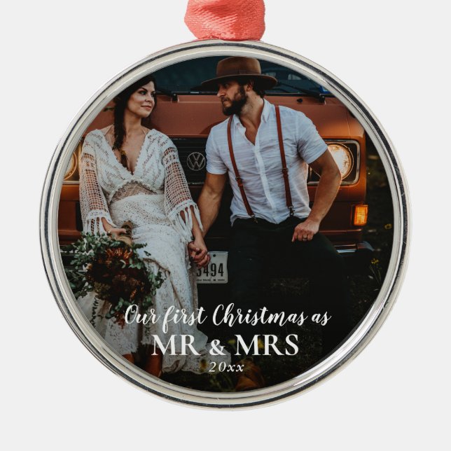 Adorno Metálico Nuestra primera Navidad Mr. & Mrs Script Couple Ph (Frente)