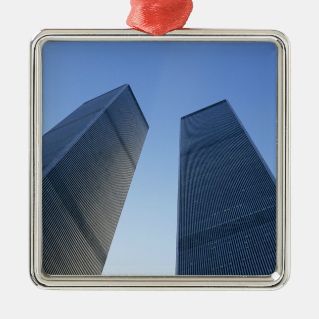 Adorno Metálico Nueva York, Estados Unidos. Ver en las torres geme (Frente)