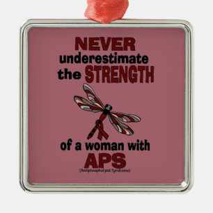 Adorno Metálico Nunca subestimes... mujer/libélula...APS