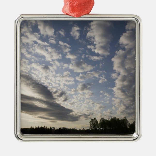 Adorno Metálico Opinión del cielo del horizonte con las nubes (Frente)