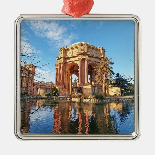 Adorno Metálico Palacio de San Francisco (Frente)