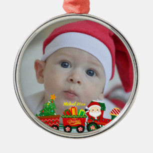 Adorno Metálico Papá Noel en tren con regalos y árbol de Navidad